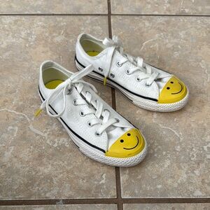 Converse Kids White and Yellow Smiley Sneakers size 13
